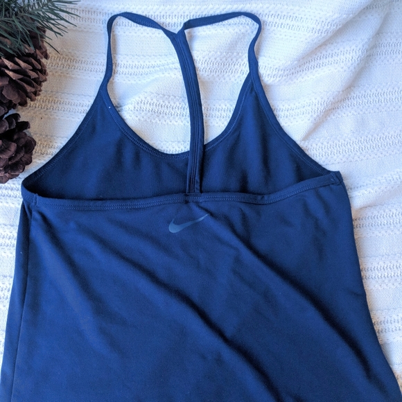 Nike Active Tank - Picture 3 of 5